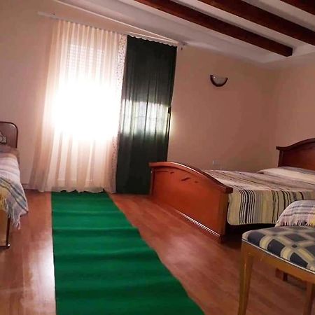 Vila Verd Korce Hotel Luaran gambar