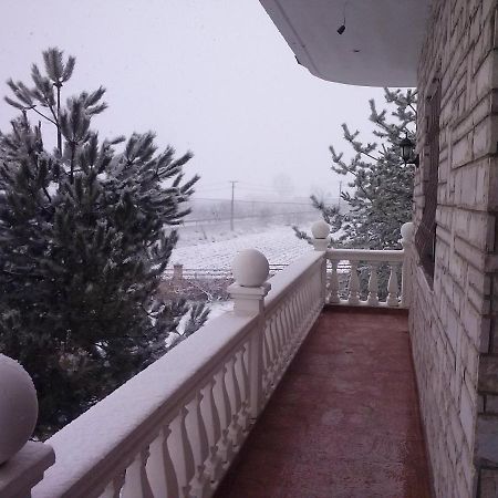 Vila Verd Korce Hotel Luaran gambar